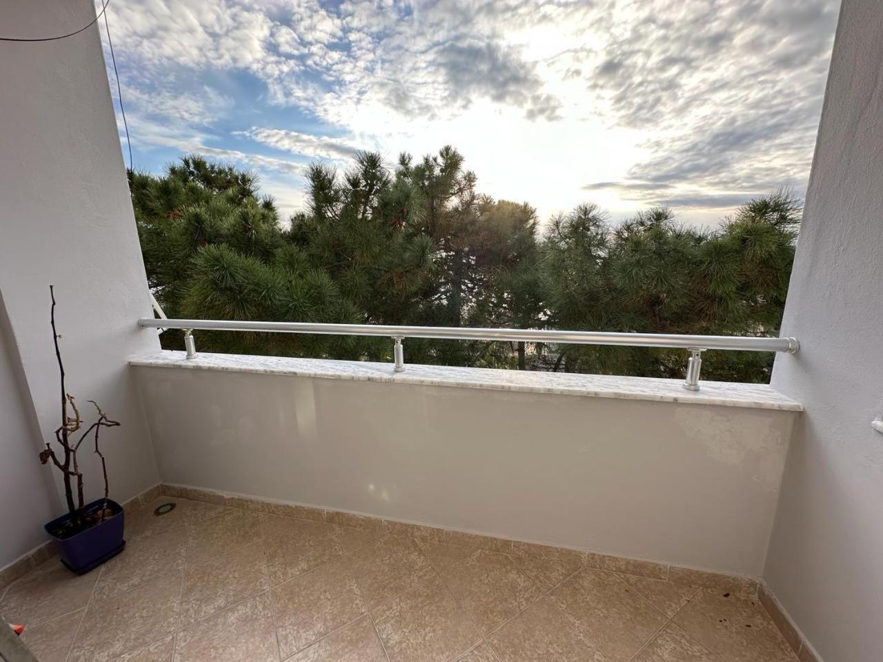 Sunset Sea View - Beachfront Balcony - Ac - Wifi ドゥラス エクステリア 写真